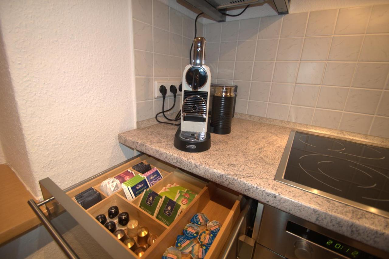 Blissplace 3 Zi Premium Apartment Nahe Getec Arena Mit Kingsize Betten Und Balkon Magdeburg Luaran gambar