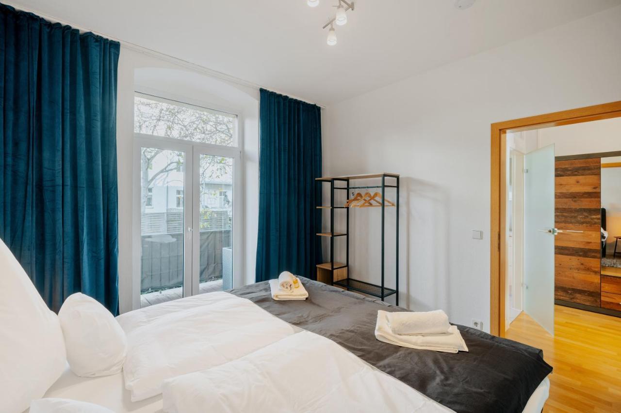 Blissplace 3 Zi Premium Apartment Nahe Getec Arena Mit Kingsize Betten Und Balkon Magdeburg Luaran gambar