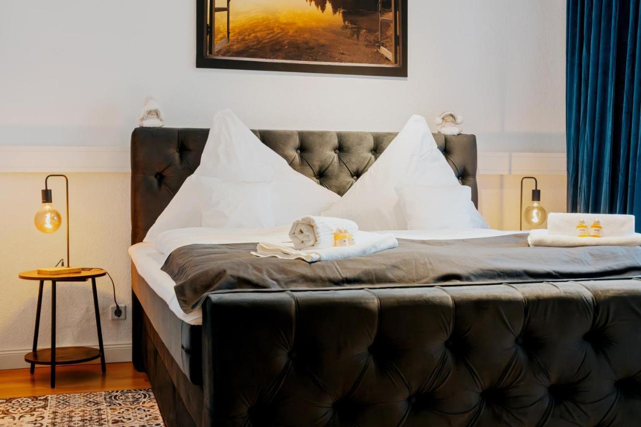 Blissplace 3 Zi Premium Apartment Nahe Getec Arena Mit Kingsize Betten Und Balkon Magdeburg Luaran gambar